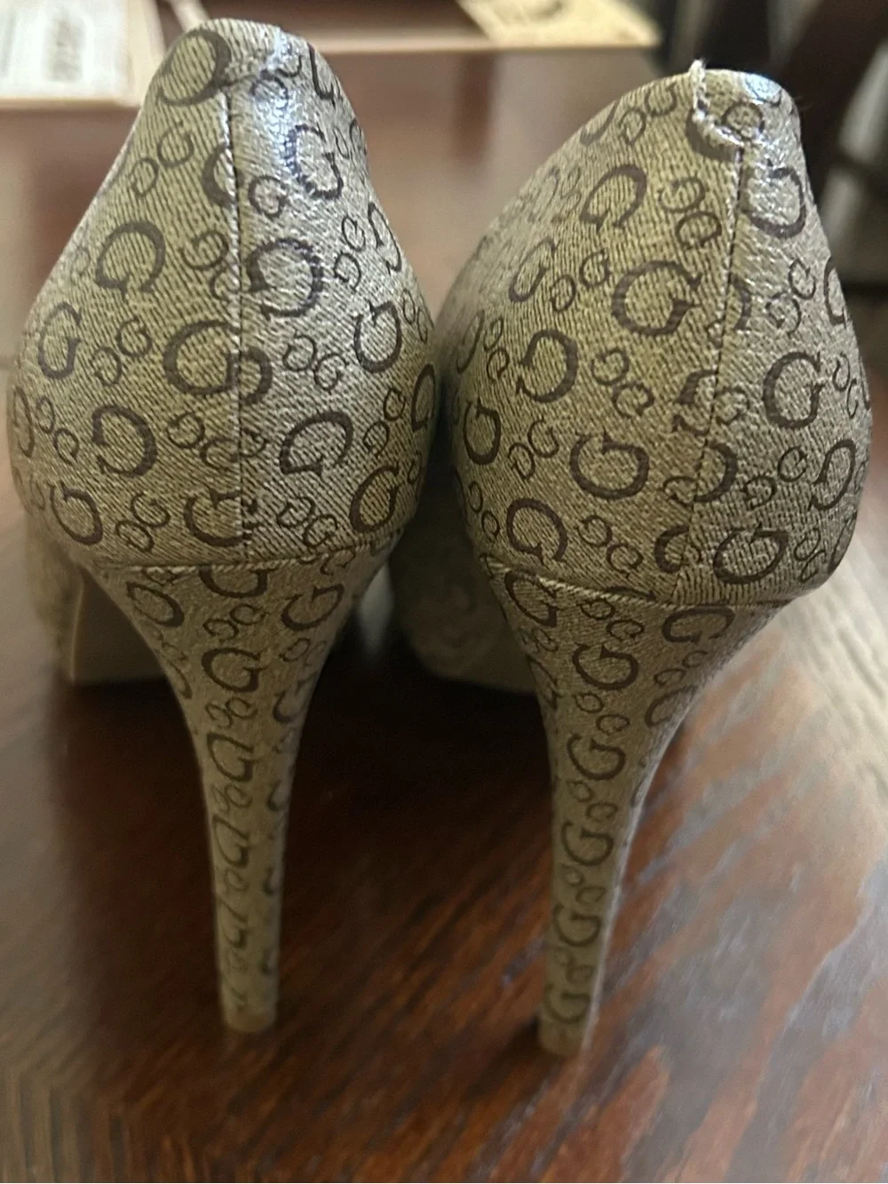 Guess Brown Laser-Cut Peep Toe Heels Size 8 - Picture 4 of 7